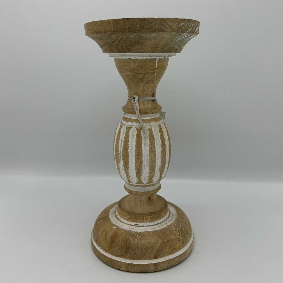 Candelabro de madera